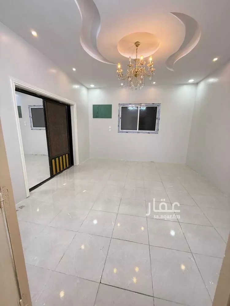 شقة للإيجار في شارع عمرو الجاحظ, حي القمرية, مدينة الطائف, منطقة مكة المكرمة صورة 3