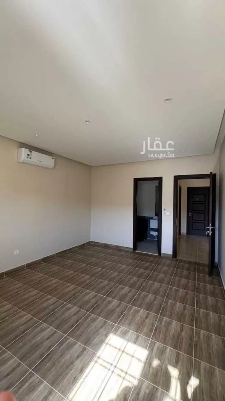 فيلا للإيجار في شارع سلمان بن مالك, حي مطار الملك خالد الدولي, مدينة الرياض, منطقة الرياض صورة 5