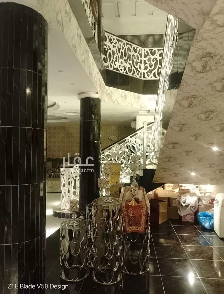 فيلا للبيع في شارع القوارشة, حي الحزم, مدينة الرياض, منطقة الرياض صورة 2