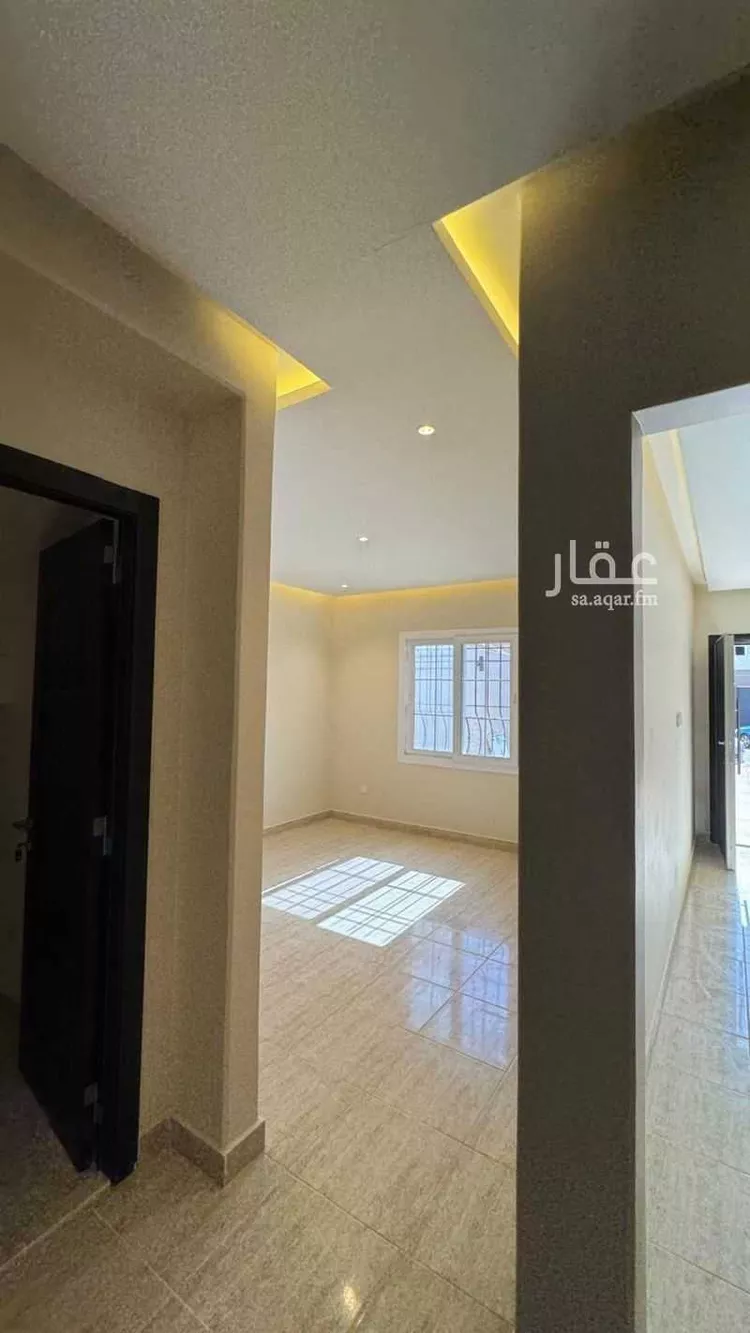 فيلا للإيجار في شارع سلمان بن مالك, حي مطار الملك خالد الدولي, مدينة الرياض, منطقة الرياض صورة 2
