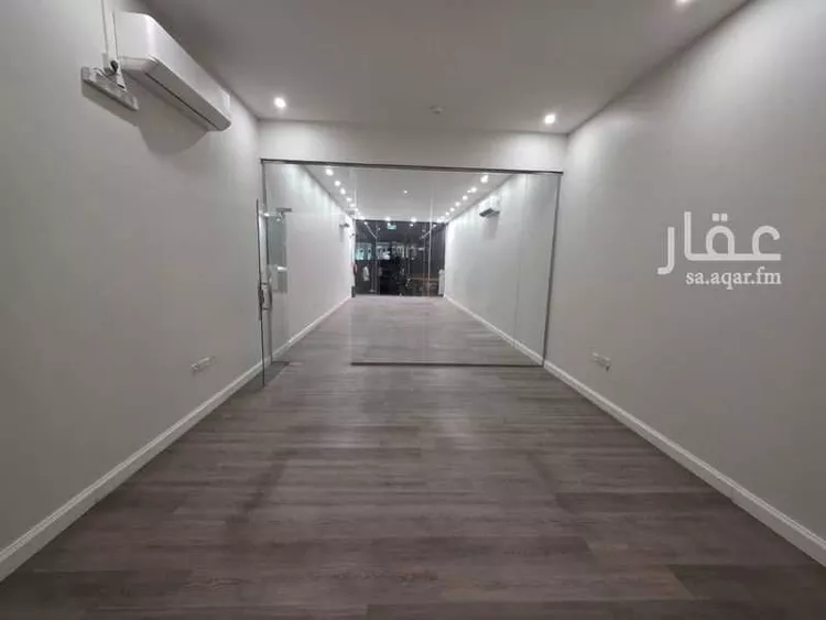 عمارة للإيجار في شارع السيل الكبير, حي المهدية, مدينة الرياض, منطقة الرياض 7