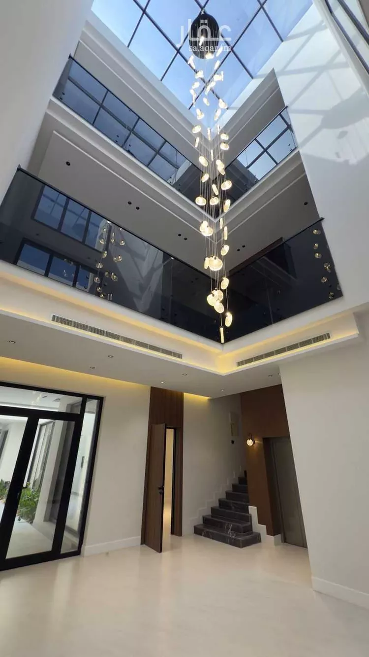 فيلا للبيع في شارع الخادم, حي المهدية, مدينة الرياض, منطقة الرياض صورة 4