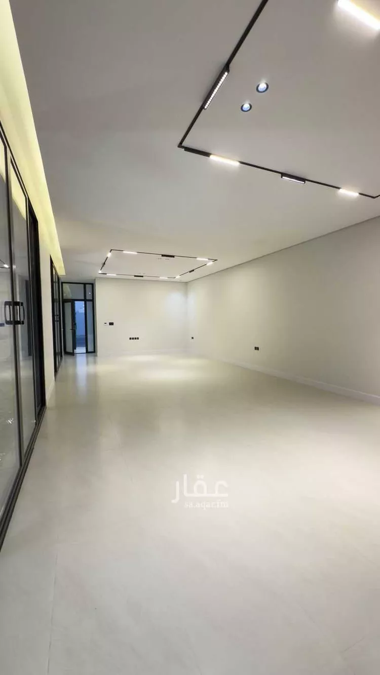 فيلا للبيع في شارع احمد بن عبدالمنعم الدمنهوري, حي المهدية, مدينة الرياض, منطقة الرياض 7