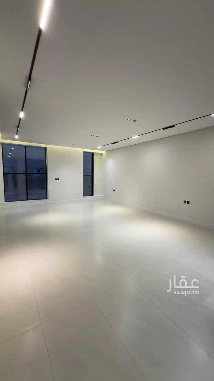 فيلا للبيع في شارع احمد بن عبدالمنعم الدمنهوري, حي المهدية, مدينة الرياض, منطقة الرياض 8
