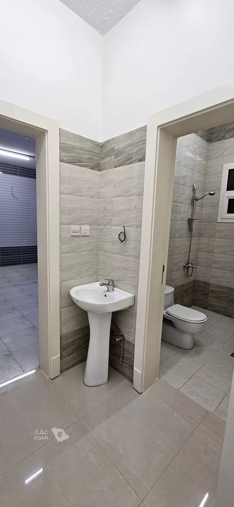 Floor for Rent in Ad Diriyah Al Khalidiyah 9