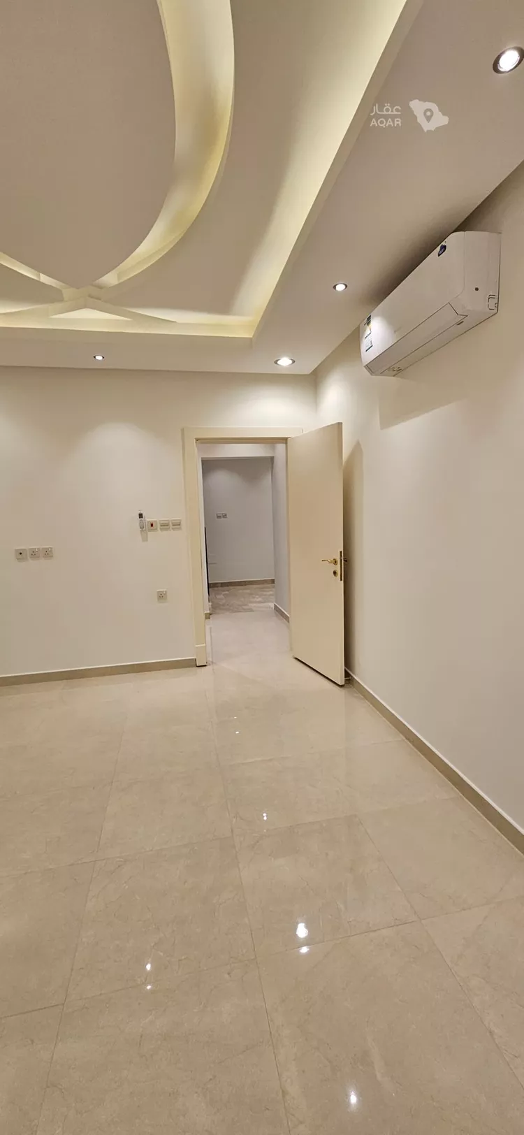 Floor for Rent in Ad Diriyah Al Khalidiyah 6