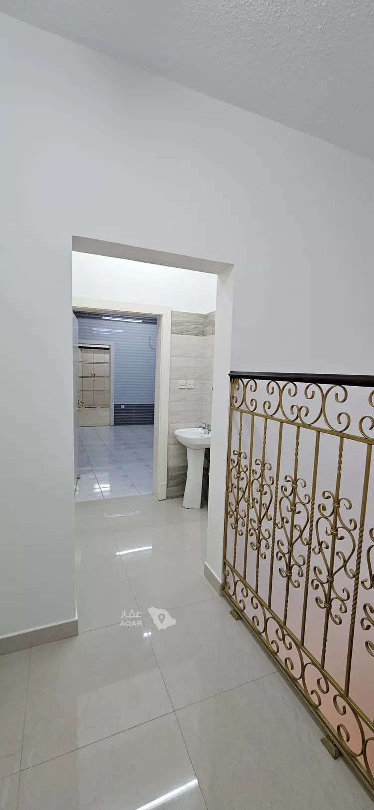 Floor for Rent in Ad Diriyah Al Khalidiyah 8