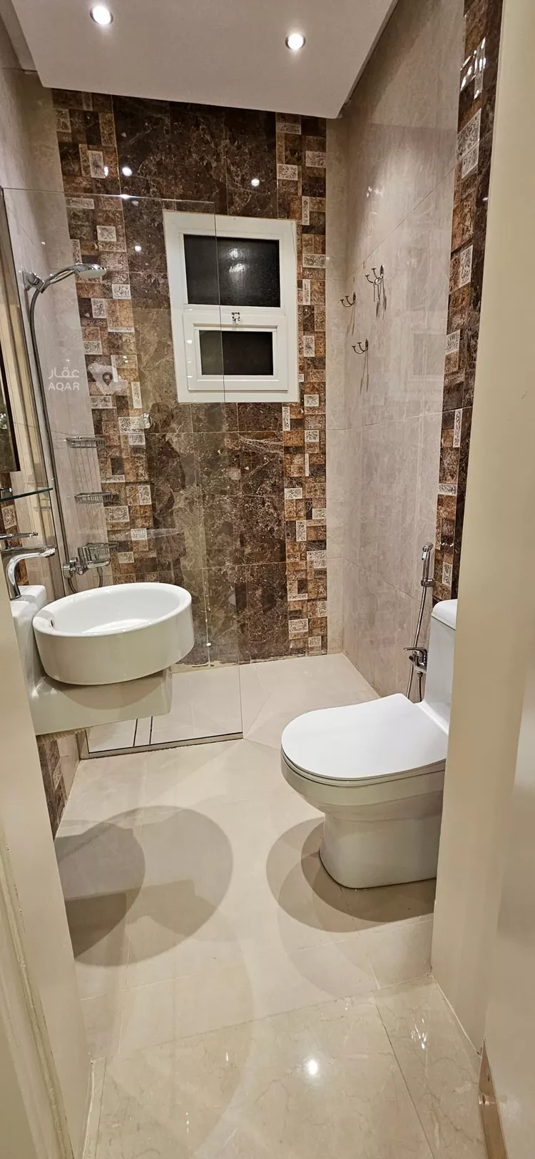 Floor for Rent in Ad Diriyah Al Khalidiyah 15