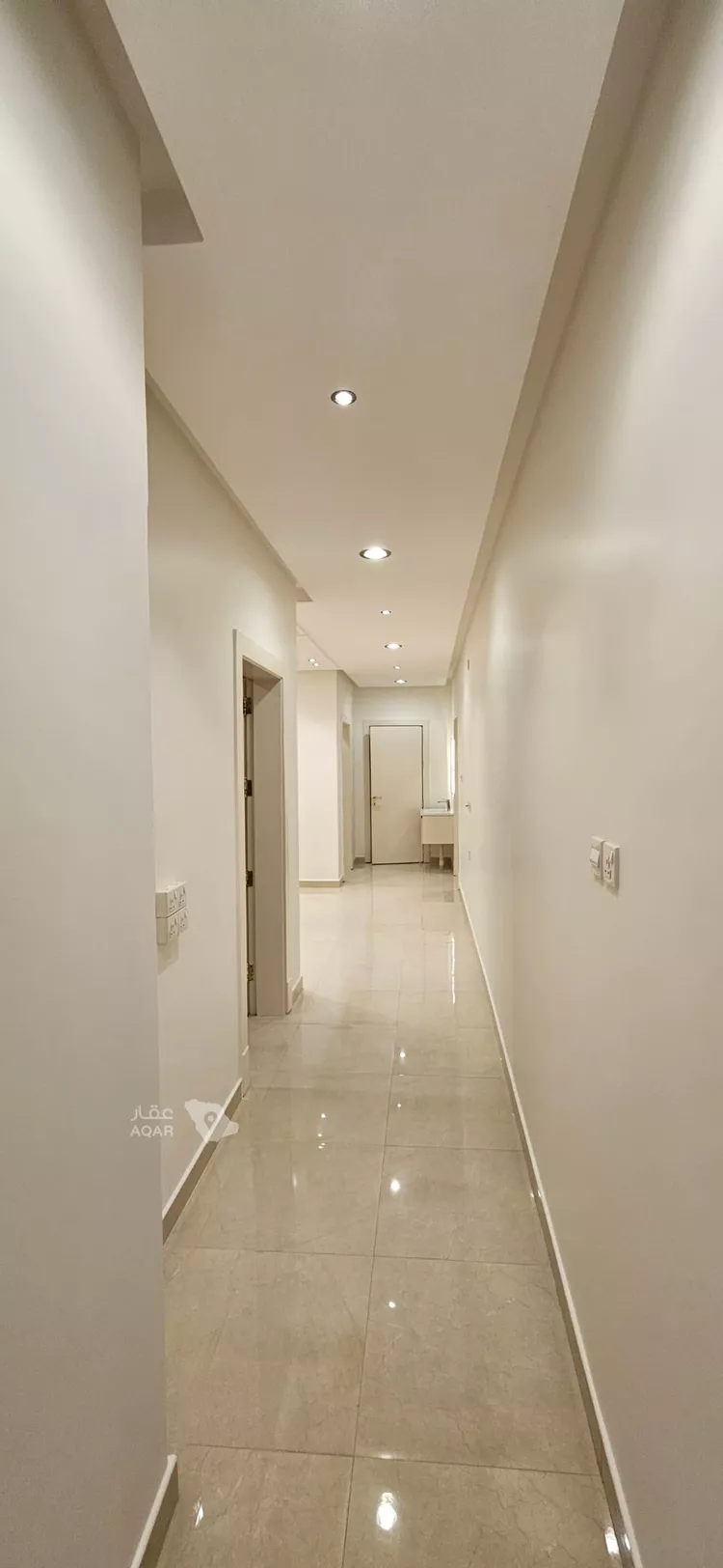 Floor for Rent in Ad Diriyah Al Khalidiyah 10