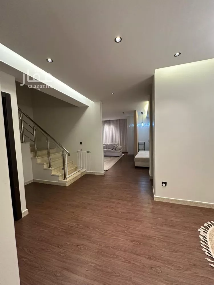 فيلا للبيع في شارع حطان بن عوف, حي مطار الملك خالد الدولي, مدينة الرياض, منطقة الرياض صورة 5