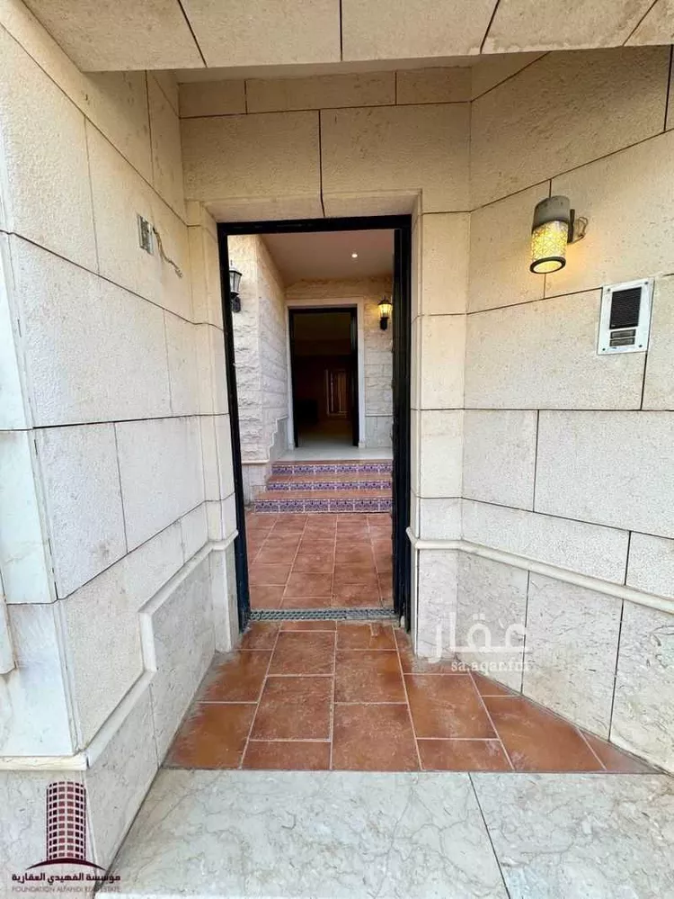 فيلا للإيجار في شارع عبدالمحسن الطوسي, حي الروضة, مدينة الرياض, منطقة الرياض صورة 2