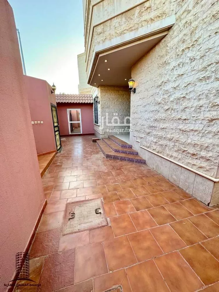 فيلا للإيجار في شارع عبدالمحسن الطوسي, حي الروضة, مدينة الرياض, منطقة الرياض صورة 5