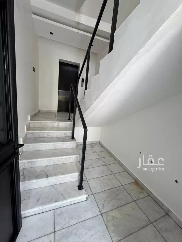 Floor for Sale in Riyadh Ash Shifa 13