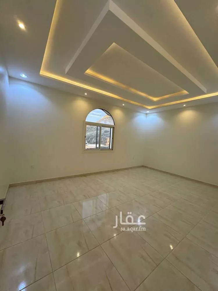 عمارة للبيع في شارع محايل عسير, حي وادي جليل, مدينة مكه المكرمه, منطقة مكة المكرمة صورة 3