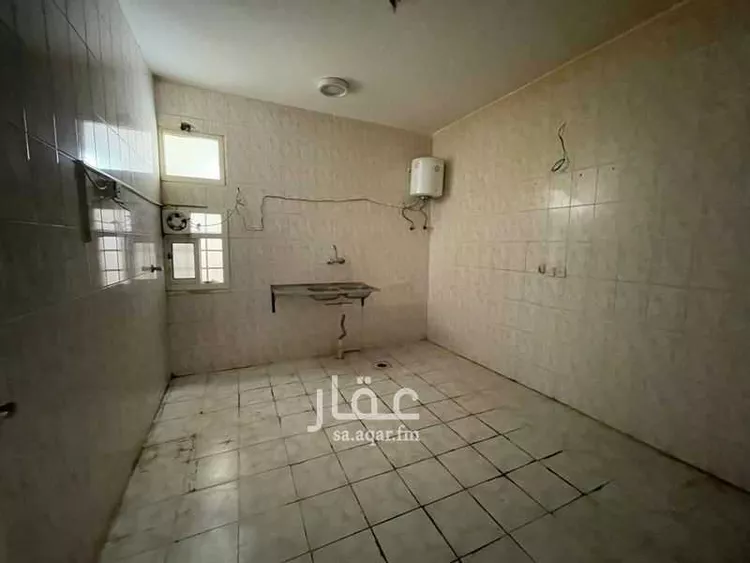 عمارة للإيجار في شارع الخليفة المامون, حي بدر, مدينة الرياض, منطقة الرياض 12