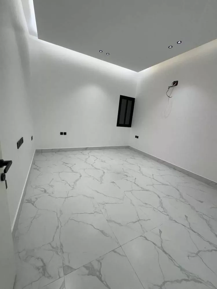 Floor for Sale in Riyadh Ash Shifa 15
