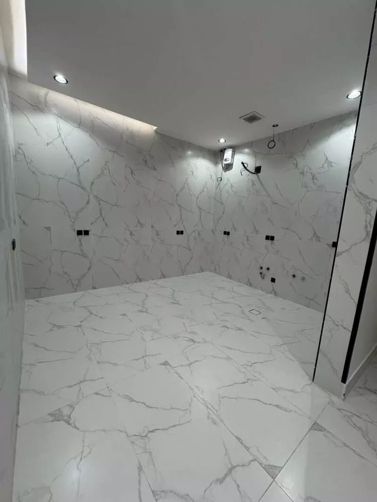 Floor for Sale in Riyadh Ash Shifa 12