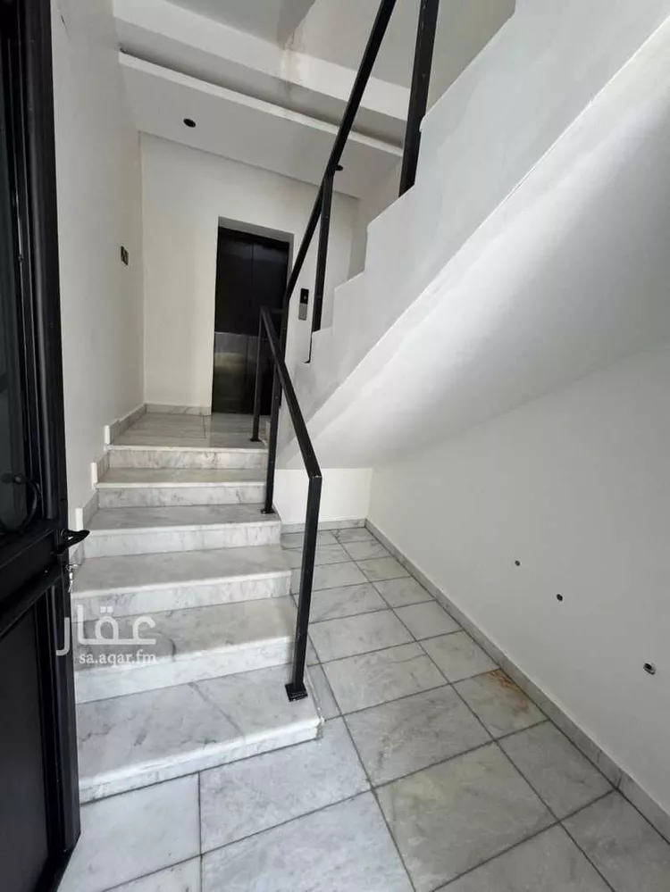 Floor for Sale in Riyadh Ash Shifa 13