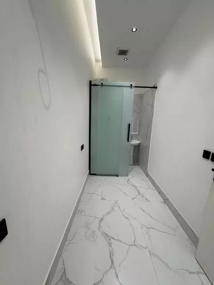 Floor for Sale in Riyadh Ash Shifa 14