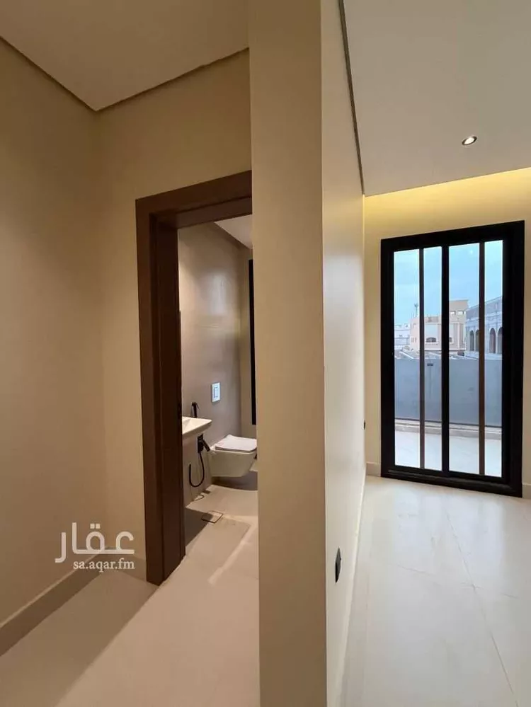 فيلا للبيع في شارع حسن فدعق, حي العارض, مدينة الرياض, منطقة الرياض 6