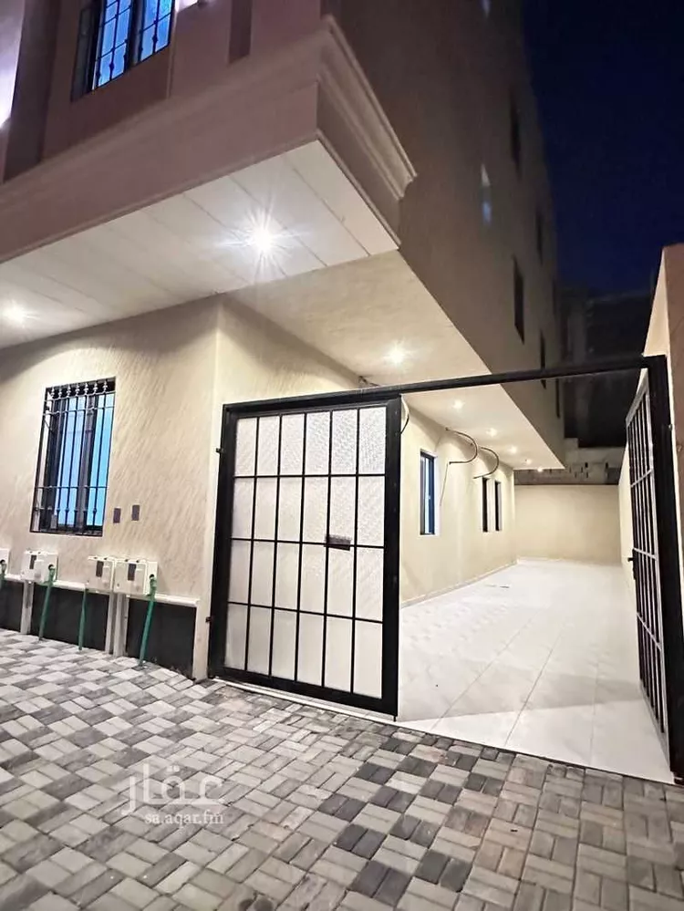 عمارة للبيع في شارع البيان, حي السعادة, مدينة الرياض, منطقة الرياض صورة 4