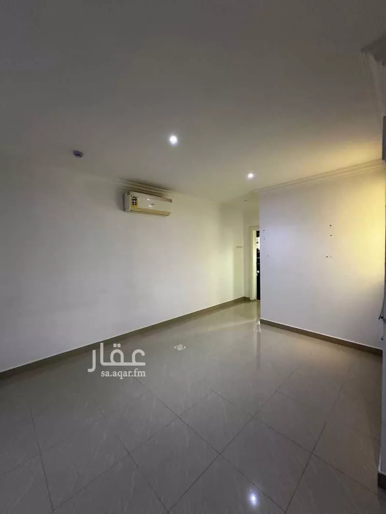 شقة للإيجار في شارع الفرزدق, حي الملز, مدينة الرياض, منطقة الرياض صورة 2