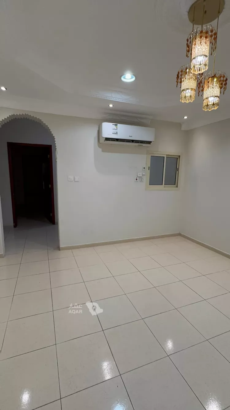 شقة للبيع في شارع  1 ب, حي الحمراء, مدينة الجبيل, المنطقة الشرقية 3