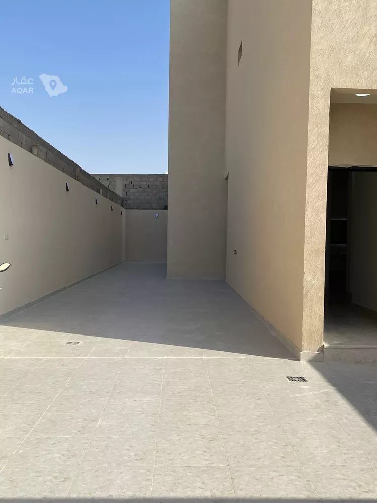 فيلا للإيجار في شارع الطفيل ابن سعد الانصاري, حي العيون, مدينة الخرج, منطقة الرياض 8