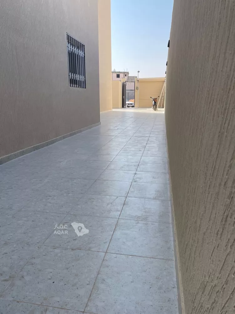 فيلا للإيجار في شارع الطفيل ابن سعد الانصاري, حي العيون, مدينة الخرج, منطقة الرياض 18
