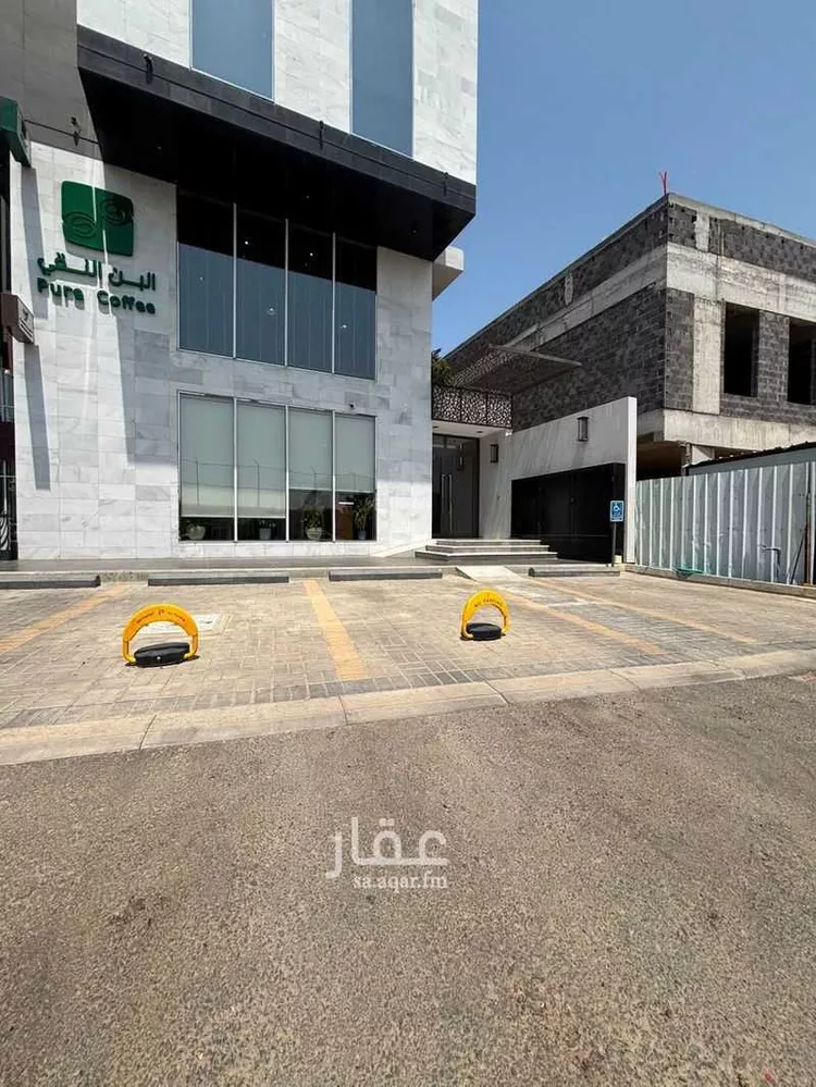 Commercial Office for Rent in Jeddah Al Khalidiyah صورة 2