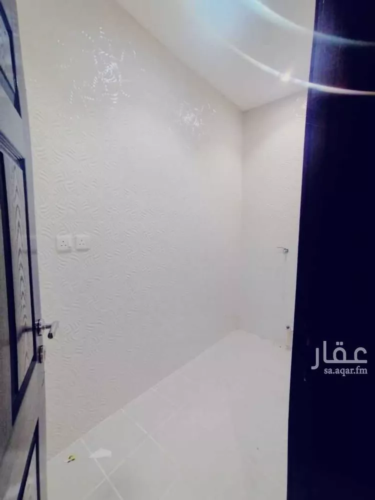 شقة للإيجار في شارع يزيد بن ابي منصور, حي النزهة, مدينة جدة, منطقة مكة المكرمة صورة 3