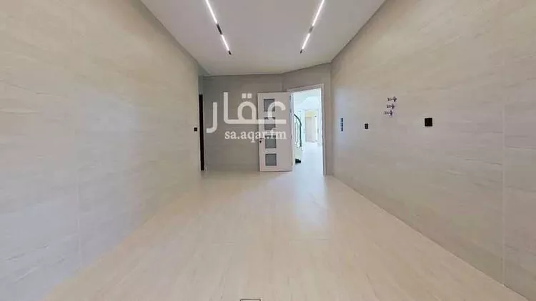 فيلا للبيع في شارع الجارود العبدي, حي الشراع, مدينة الخبر, المنطقة الشرقية 15