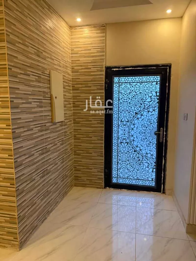 فيلا للإيجار في شارع عسير ، حي ضاحية الملك فهد ، الدمام ، الدمام صورة 3