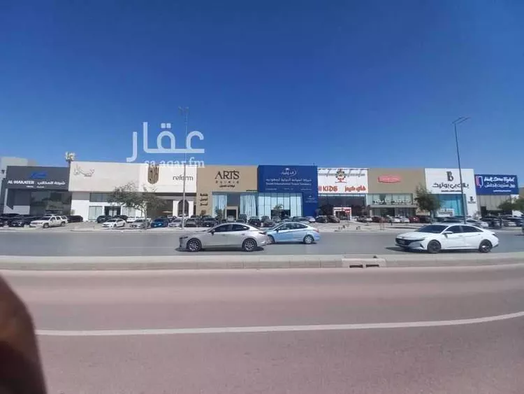 محل للإيجار في شارع الملك عبدالعزيز ابن عبدالرحمن سعود, حي الملك سلمان, مدينة الرياض, منطقة الرياض صورة 2