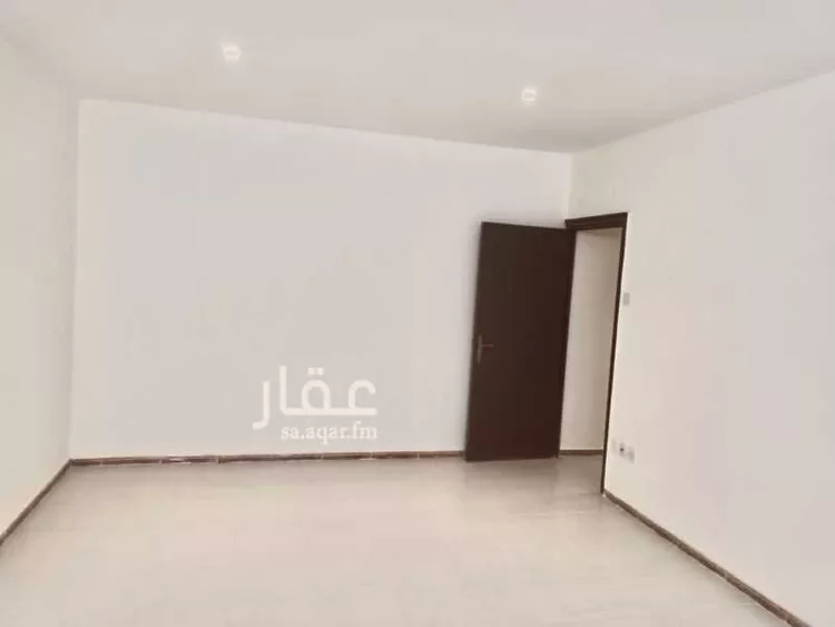 عمارة للإيجار في شارع علي سلامه, حي العزيزية, مدينة جدة, منطقة مكة المكرمة 11