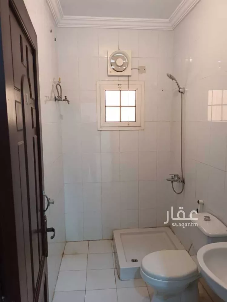 عمارة للإيجار في شارع عباس بن انس, حي الشرفية, مدينة جدة, منطقة مكة المكرمة صورة 4