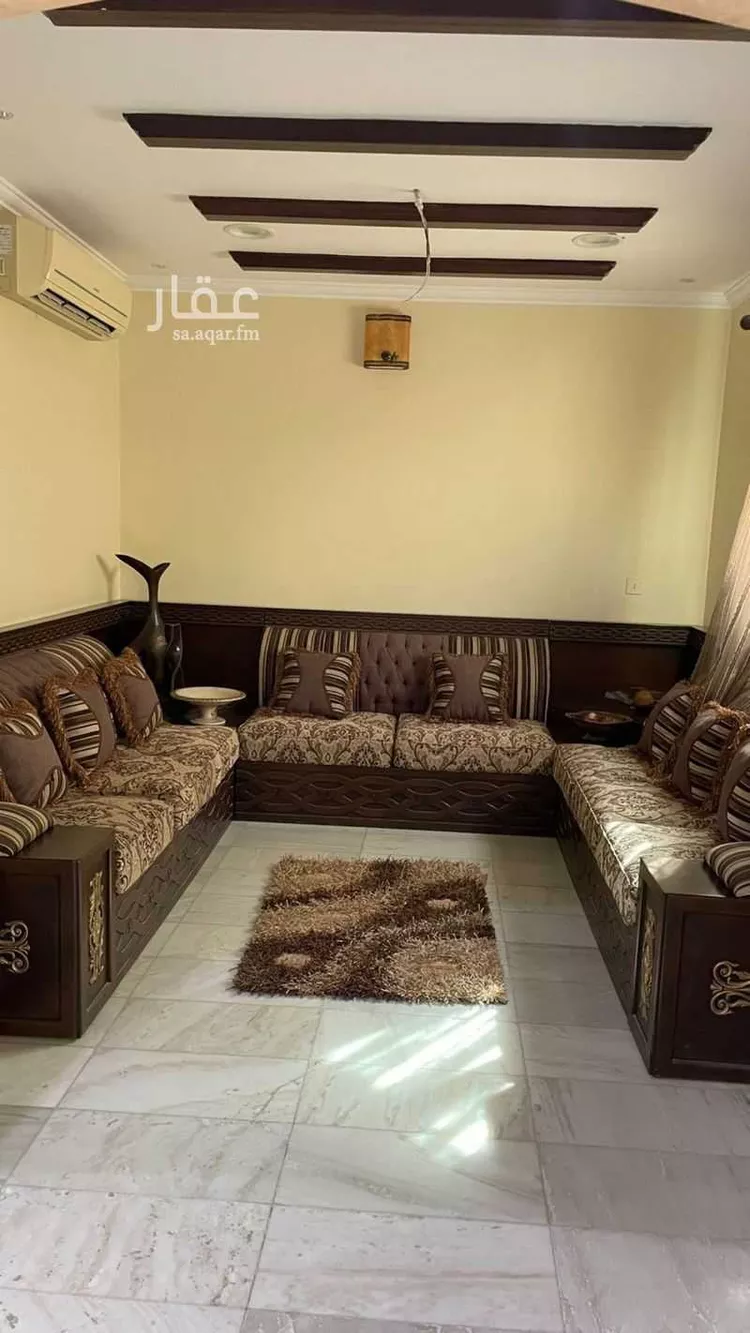 فيلا للبيع في شارع الحبطة, حي شبرا, مدينة الرياض, منطقة الرياض صورة 5