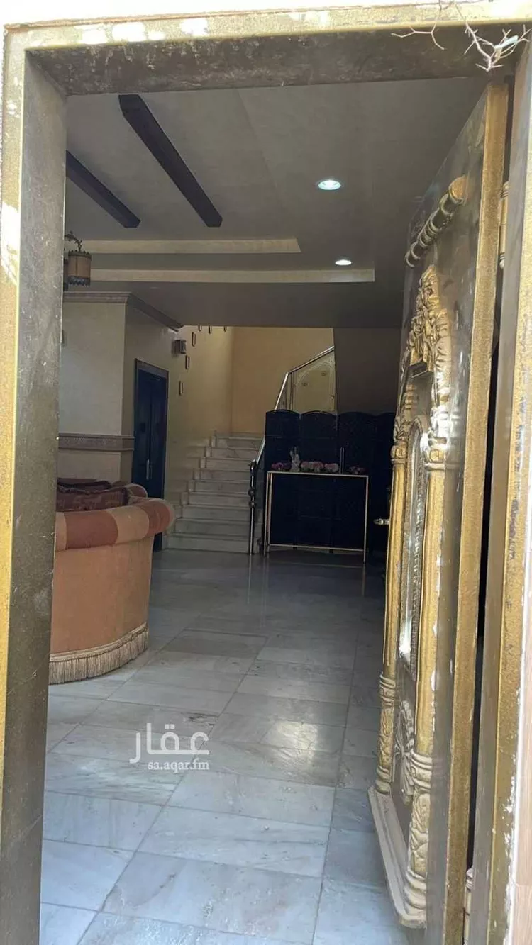 فيلا للبيع في شارع الحبطة, حي شبرا, مدينة الرياض, منطقة الرياض صورة 2