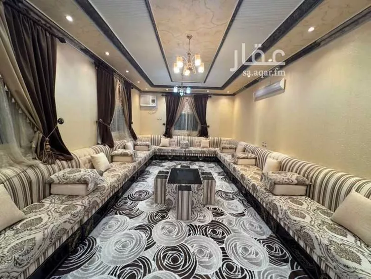 عمارة للإيجار في شارع العويصي, حي الروابي, مدينة أبها, منطقة عسير صورة 5