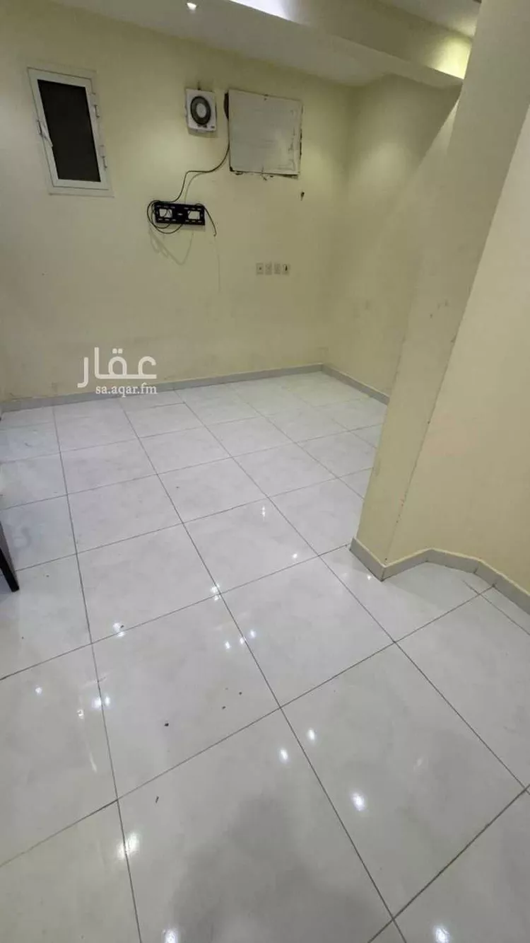 شقة للإيجار في شارع عبدالله بن سعود بن عبدالعزيز الفرعى, حي اليرموك, مدينة الرياض, منطقة الرياض صورة 2