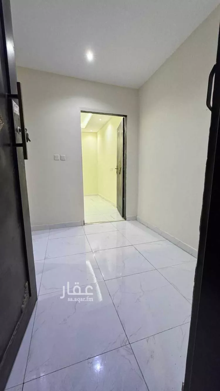 غرفة للإيجار في شارع عبدالله بن نصبان, حي الرمال, مدينة الرياض, منطقة الرياض