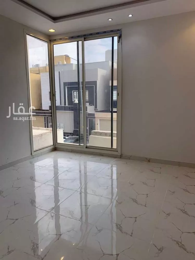 فيلا للإيجار في شارع شارع صالح بن علي ابو الورود, حي الرمال, مدينة الرياض, منطقة الرياض صورة 3
