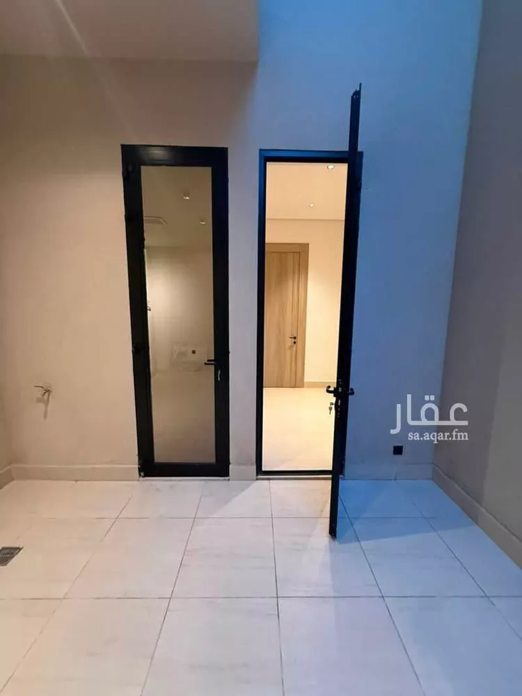 فيلا للبيع في شارع يحيى بن المبارك, حي النرجس, مدينة الرياض, منطقة الرياض صورة 3