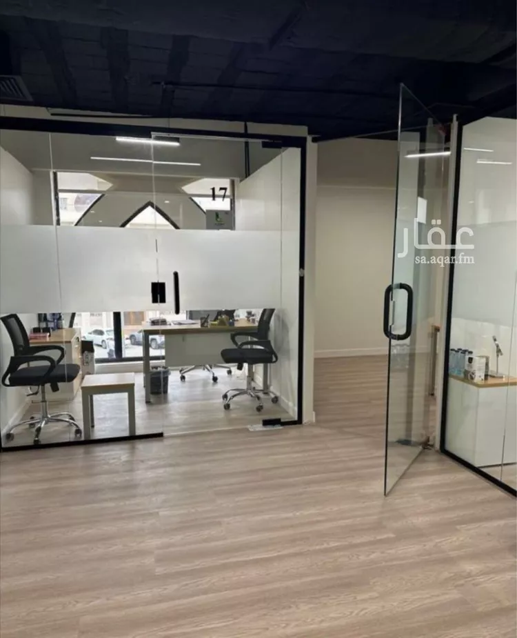 مكتب تجاري للإيجار في شارع ابن الرومي, حي السليمانية, مدينة الرياض, منطقة الرياض صورة 4