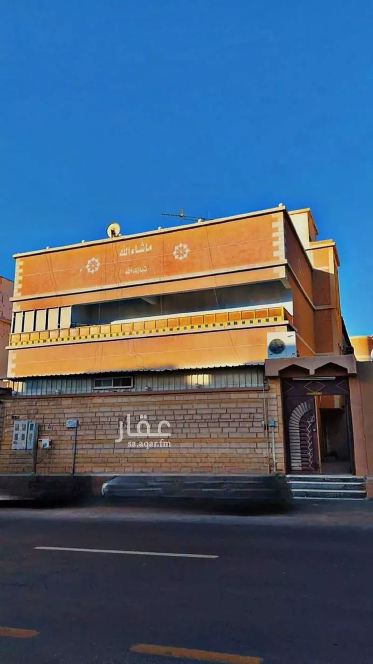 فيلا للبيع في شارع السائب بن عبيد, حي المحمدية, مدينة الاحساء, المنطقة الشرقية