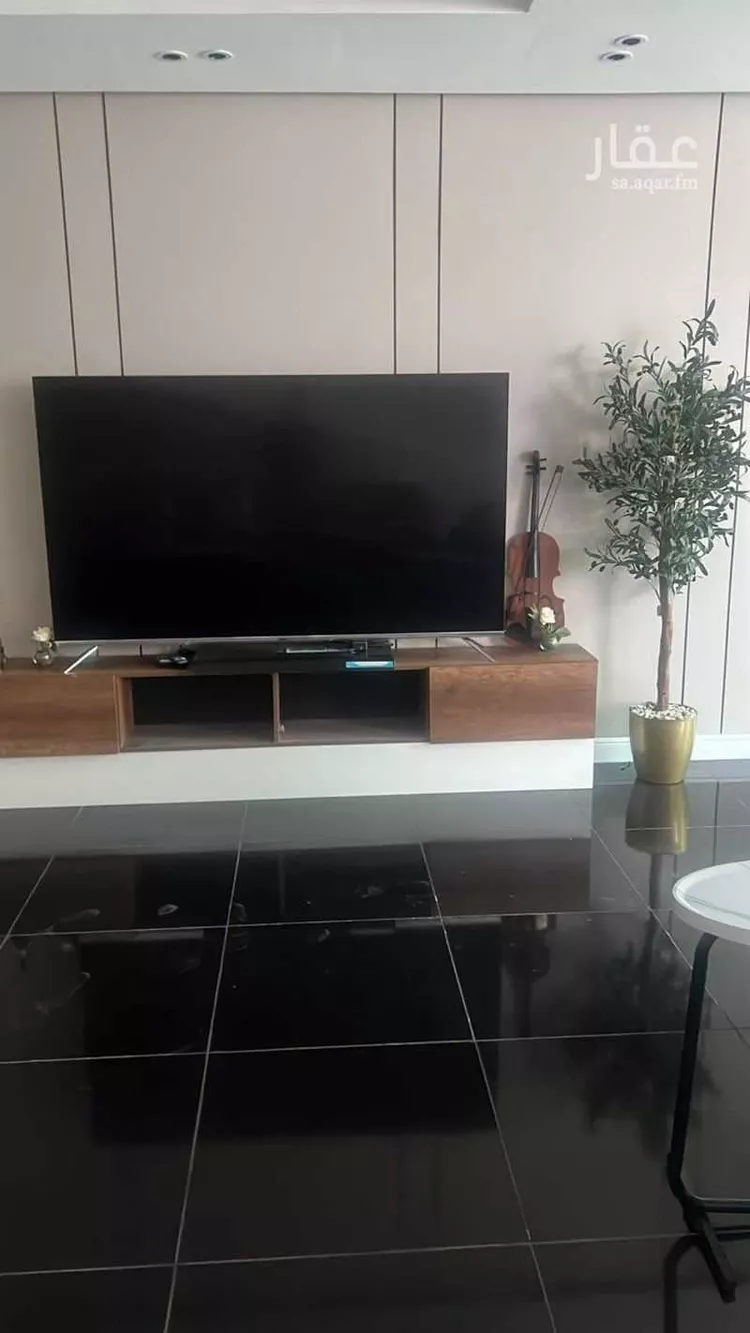 Furnished Villa for Booking in Jeddah Ash Shati 13