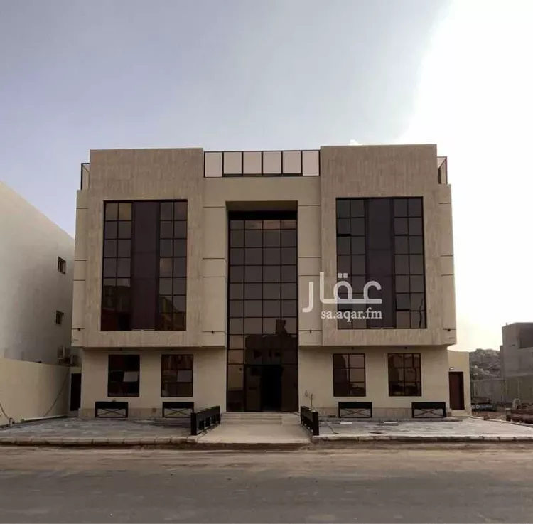 عمارة للبيع في شارع ينبع, حي العيون, مدينة المدينة المنورة, منطقة المدينة المنورة