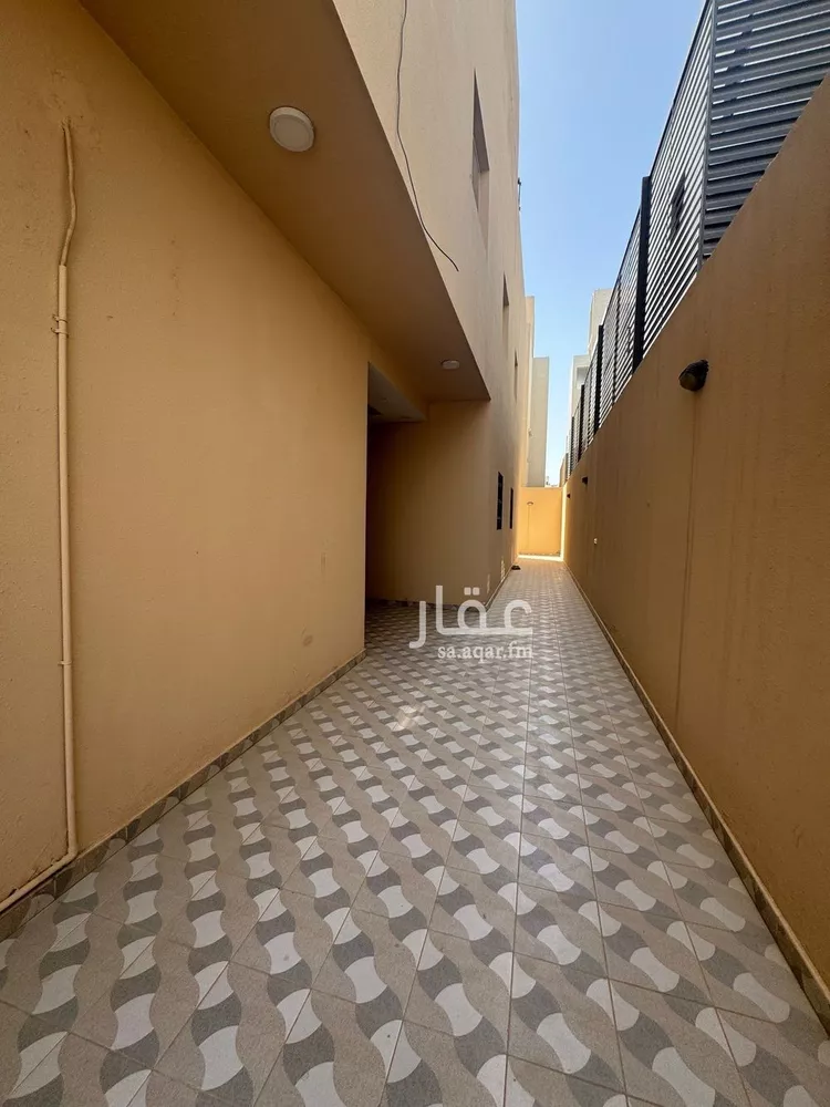 عمارة للبيع في شارع الدهناء, حي الملقا, مدينة الرياض, منطقة الرياض صورة 5