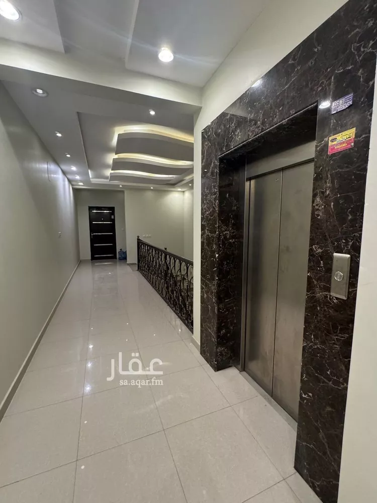 عمارة للبيع في شارع الدهناء, حي الملقا, مدينة الرياض, منطقة الرياض صورة 4