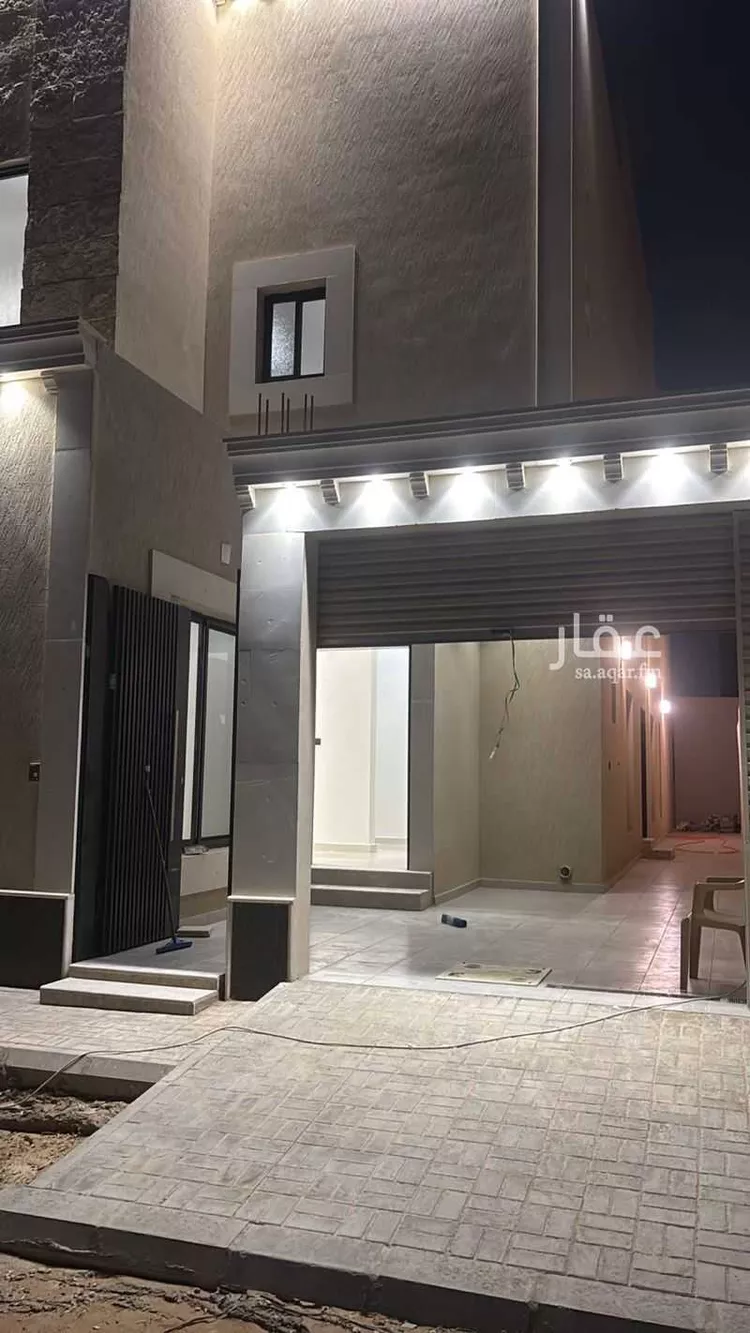 دور للبيع في شارع الشرق, حي الجنادرية, مدينة الرياض, منطقة الرياض صورة 3